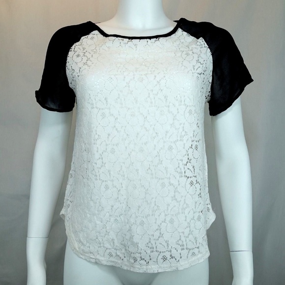 Lush Tops - 💰LUSH Black & White Lace Short Sleeve Tee Shirt